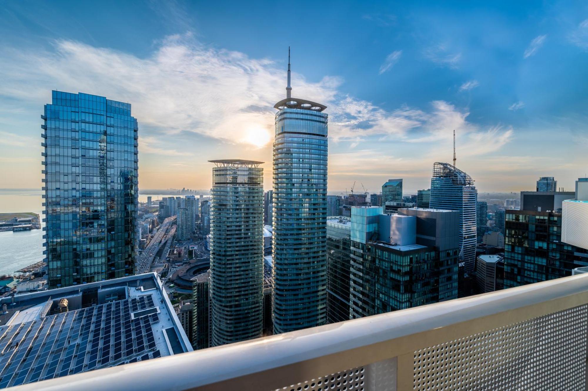 Presidential Suite Heart Of Downtown With Stunning View Toronto Esterno foto